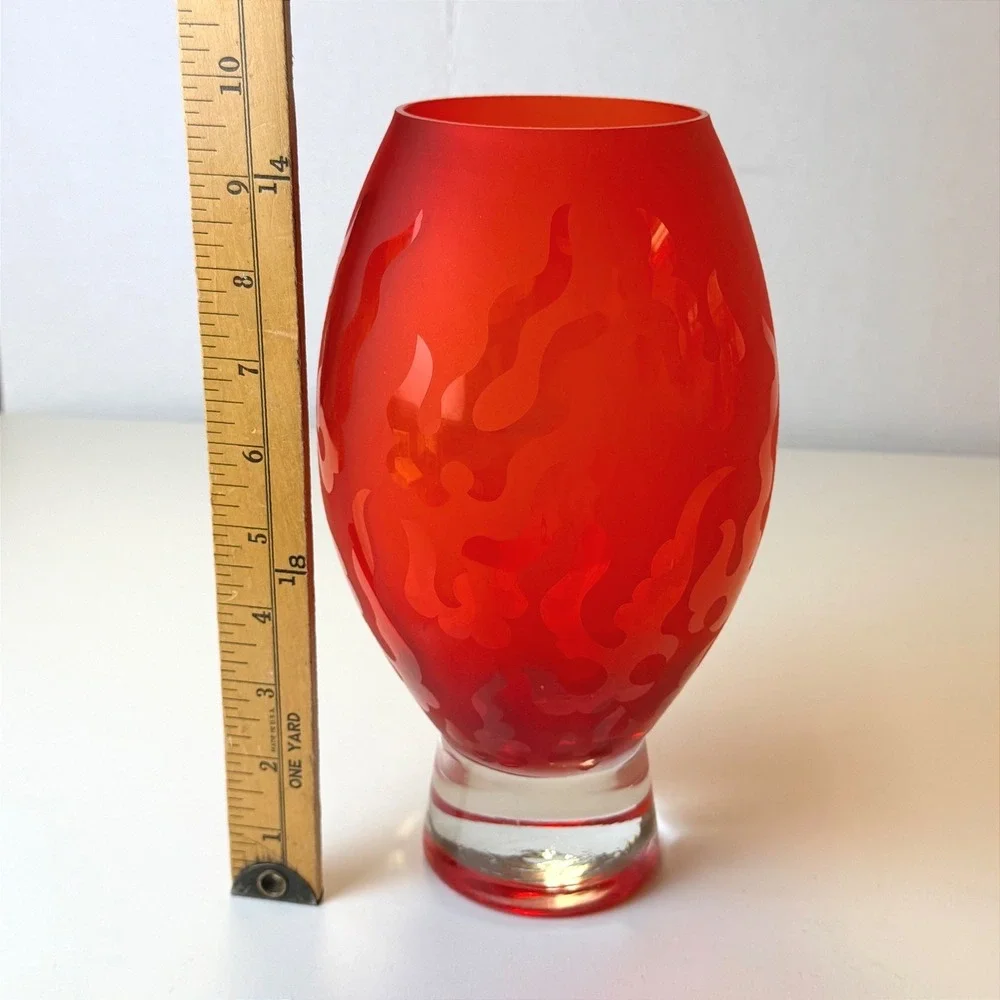 Vintage‎ Memphis Style Glass Vase Red Frosted Flame Etched 10x6x3 80s 90s Art
